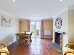 Dining area- click for photo gallery